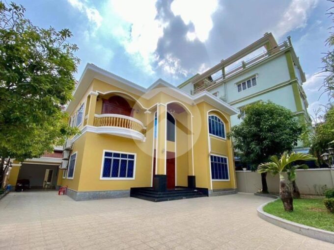 7 Bedroom Villa For Rent - Toul Kork
