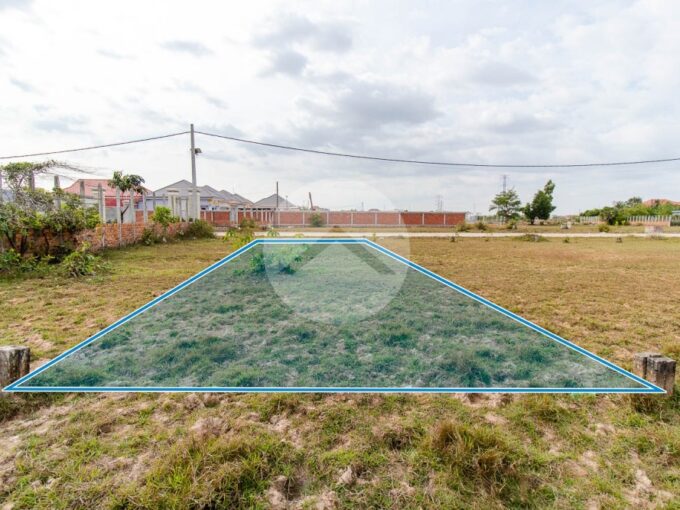 100 Sqm Land For Sale - Kandaek
