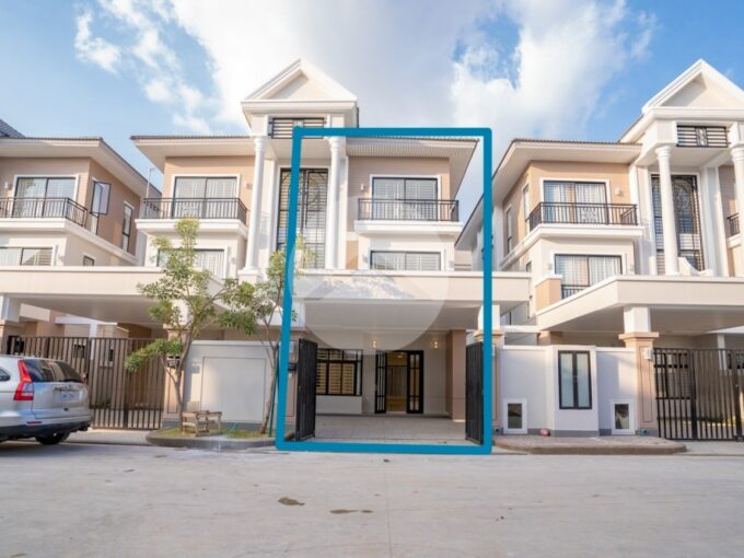 4 Bedroom Twin Villa For Sale - Peng Huoth The Star Mera Garden