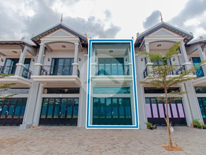 2 Bedroom Flat For Sale - Svay Thom