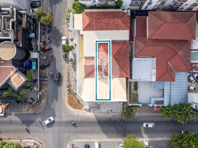 100 Sqm Retail Space For Rent - BKK1