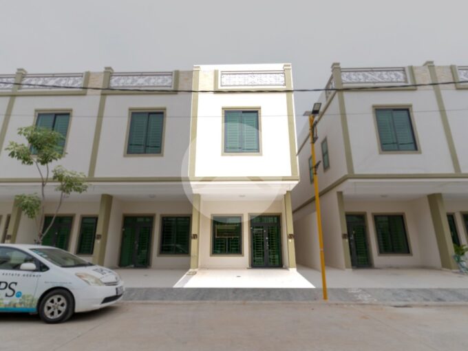 2 Bedroom Link House For Sale - Borey Lim Cheang Hak