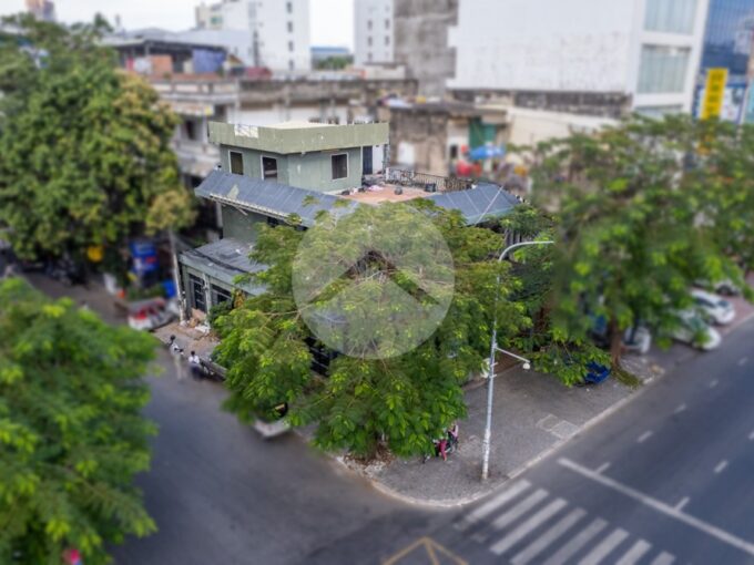 390 Sqm Commercial Space For Lease - Teuk La Ark 1