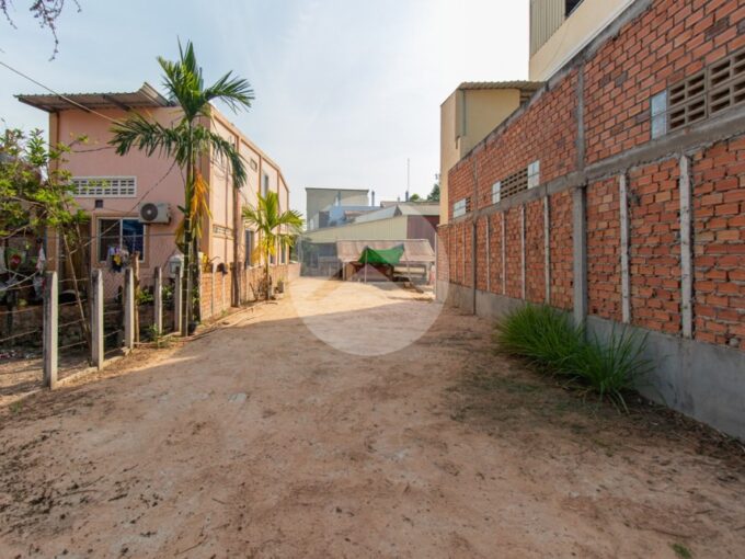 319 Sqm Residential Land For Sale - Slor Kram