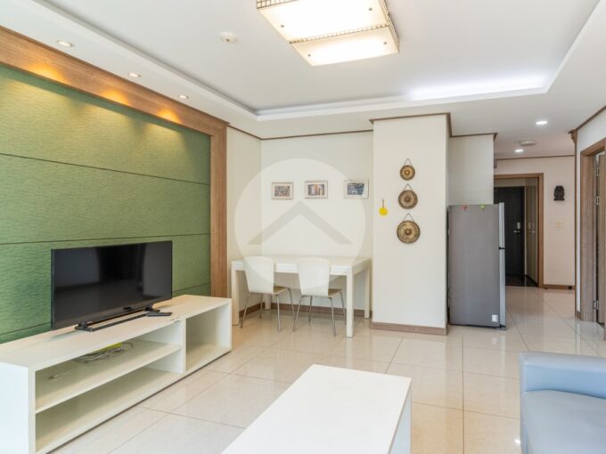 15th Floor 1 Bedroom Condo For Sale - De Castle Royal