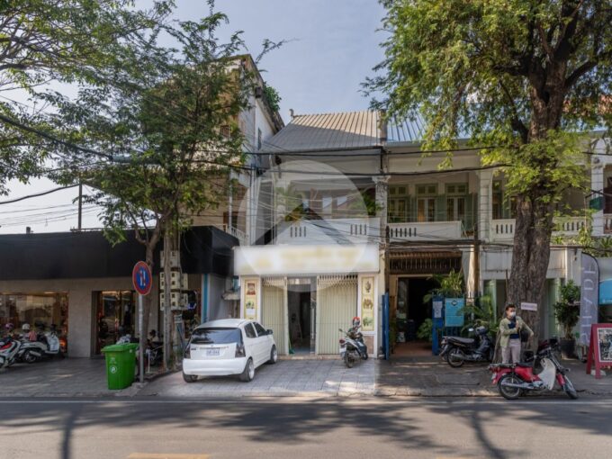 200 Sqm Retail Space For Rent - Chey Chumneah