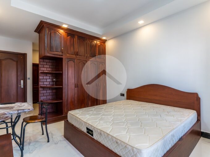 Studio Serviced Apartment For Rent - BKK3