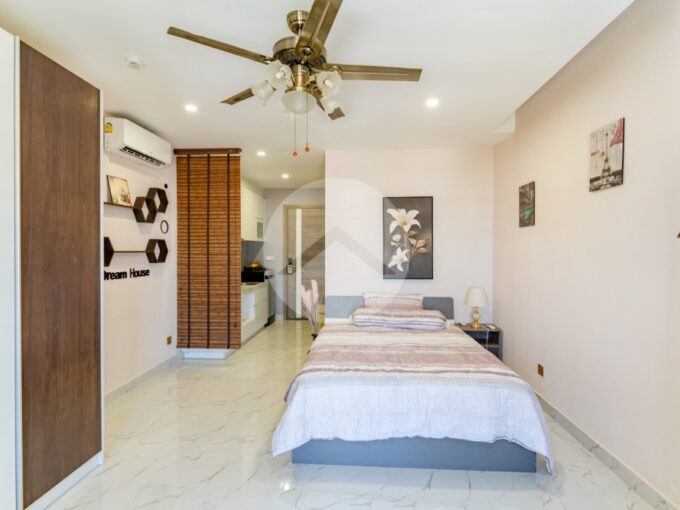 13th Floor Studio Condo For Sale - The Vincent