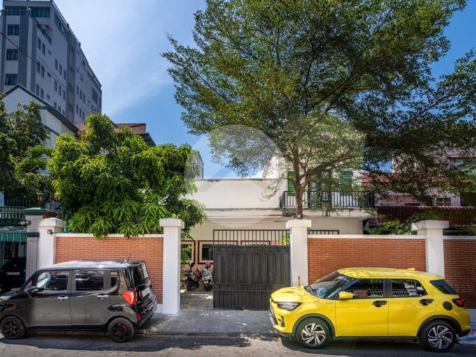 420 Sqm Commercial Villa For Rent - Toul Tum Poung
