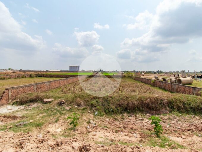 608 Sqm Land For Sale - Chreav