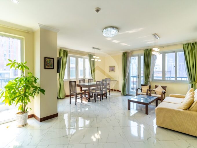 3 Bedroom Serviced Apartment For Rent - Beoung Prolit