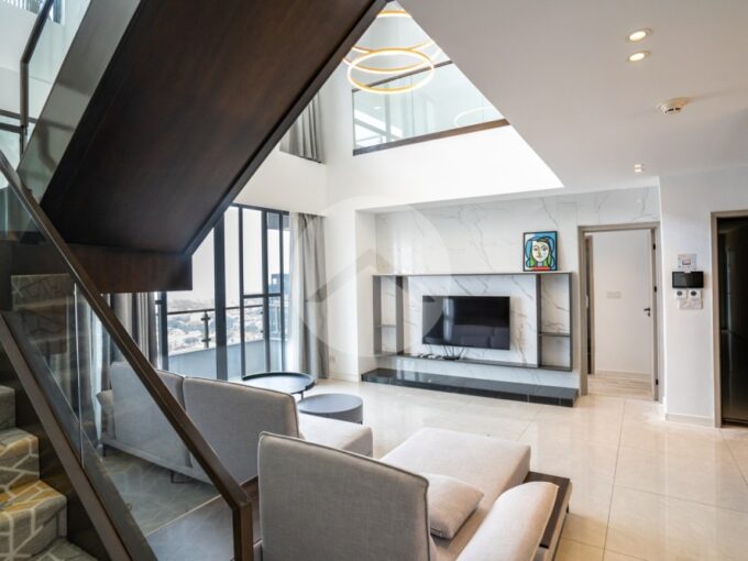 4 Bedroom Duplex Penthouse For Rent - BKK1