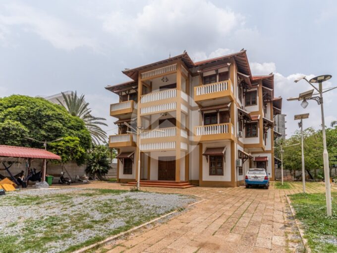 9 Bedroom Commercial Villa For Rent - Boeung Kak 2