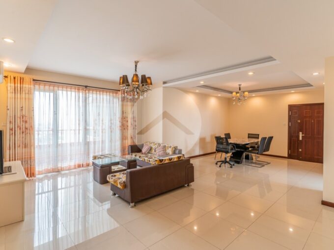 3 Bedroom Condo For Rent -Rose Condo