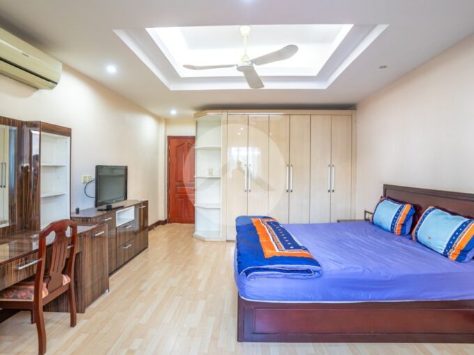 2 Bedroom Serviced Apartment For Rent - BKK1