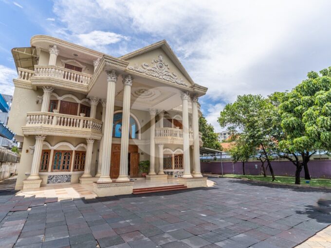 14 Bedroom Commercial Villa For Rent - Boeung Kak 2