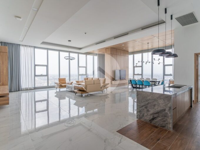 4 Bedroom Condo For Rent - Tonle Bassac