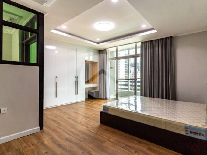 60 Sqm Studio Serviced Apartment For Rent - BKK1