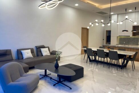 4 Bedroom Condo For Rent - Tonle Bassac
