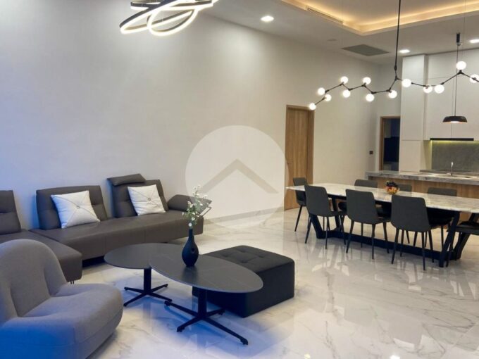 4 Bedroom Condo For Rent - Tonle Bassac