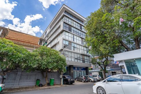 14 Sqm Serviced Office For Rent - BKK1