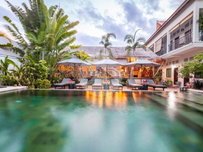 Hotel And Restaurant Business For Sale - Svay Dangkum