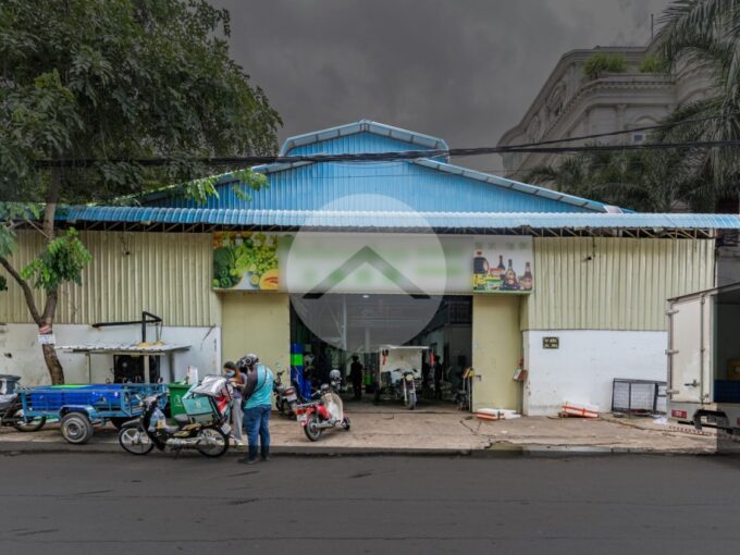 463 Sqm Warehouse For Sale - Toul Svay Prey 1