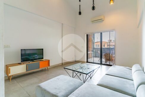Renovated 2 Bedroom Duplex Apartment For Rent - Phsar Chas