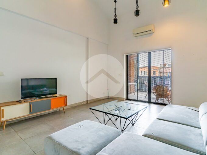 Renovated 2 Bedroom Duplex Apartment For Rent - Phsar Chas