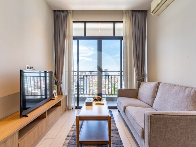 2 Bedroom Serviced Condo For Rent - BKK1