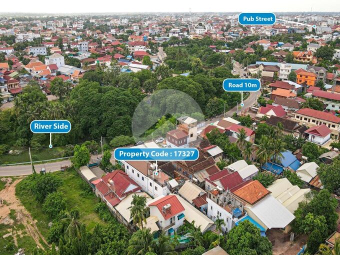 13 Bedroom Commercial House For Sale - Riverside
