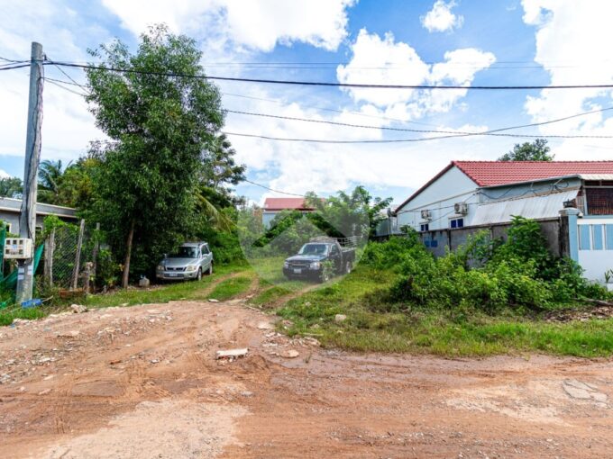 583 Sqm Land For Sale - Kouk Chak