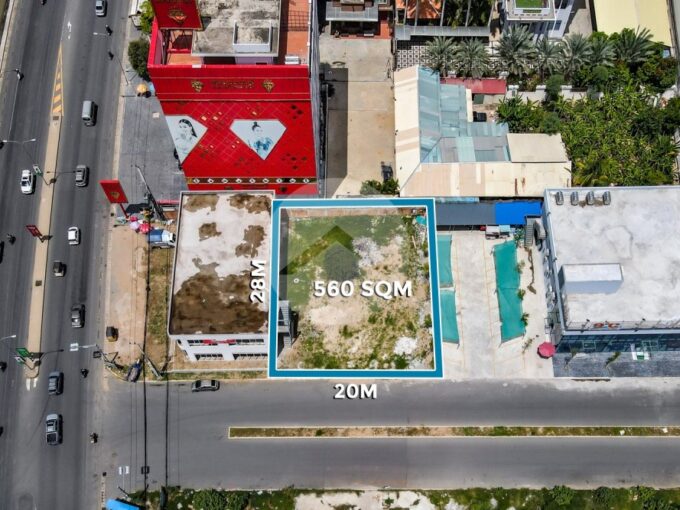 560 Sqm Commercial Land For Rent - Nirouth