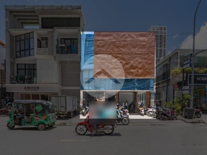 252 Sqm Retail Space For Rent - BKK1