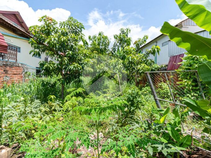194 Sqm Residential Land For Sale - Slor Kram