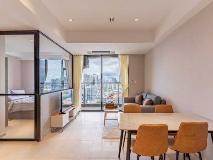 2 Bedroom Condo For Rent - Time Square 3