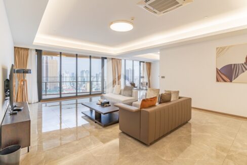 3 Bedroom Serviced Apartment For Rent - Veal Vong