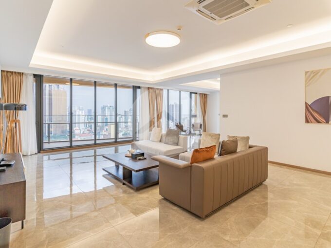 3 Bedroom Serviced Apartment For Rent - Veal Vong