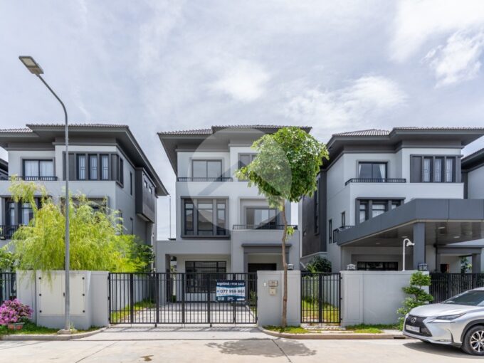 5 Bedroom Queen B Villa For Rent - Chip Mong 598