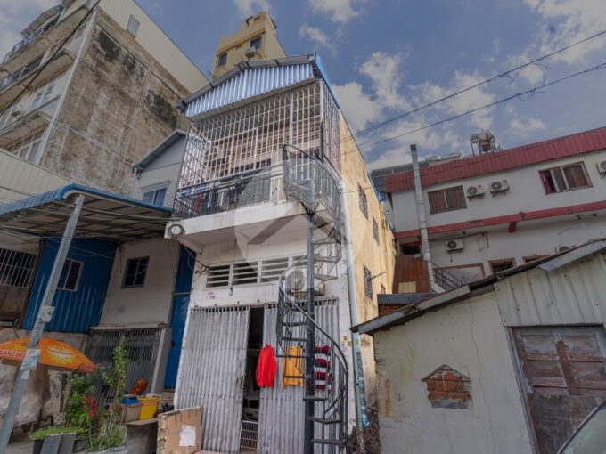 4 Bedroom Townhouse For Sale - Chey Chumneah