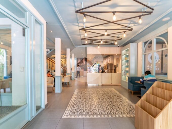 630 Sqm Commercial Villa For Rent - BKK1