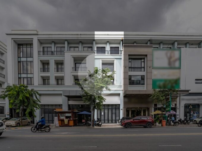 4 Bedroom Shophouse For Rent - Chip Mong 271