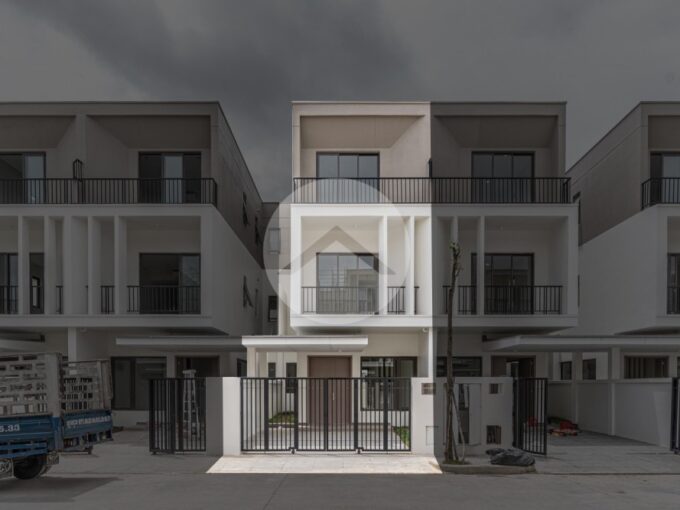 3 Bedroom Villa Plus Touch For Sale - Borey Chankiri