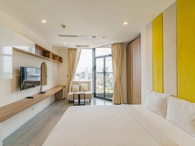 39 Sqm Studio Condo For Rent - The Penthouse