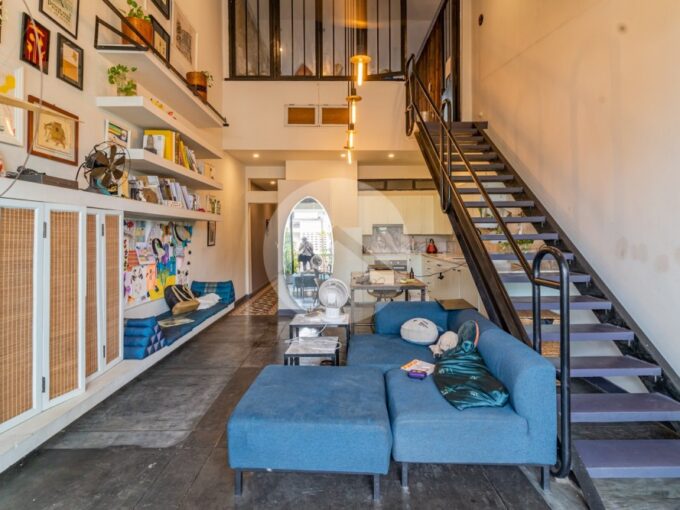 Renovated 3 Bedroom Duplex Apartment For Sale - Phsar Kandal 2