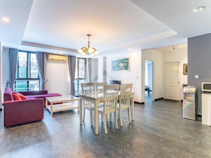 2 Bedroom Serviced Apartment For Rent - Beoung Raing