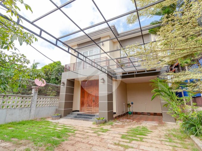 3 Bedroom Villa for Rent - Slor Kram