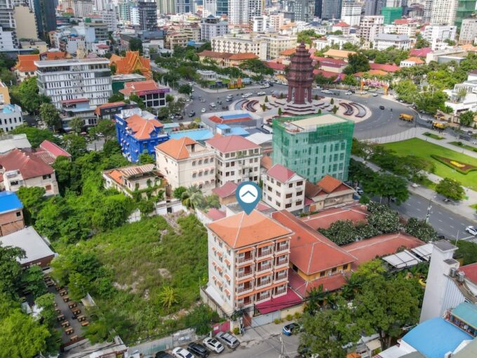 13 Room Apartment Building For Lease - Tonle Bassac