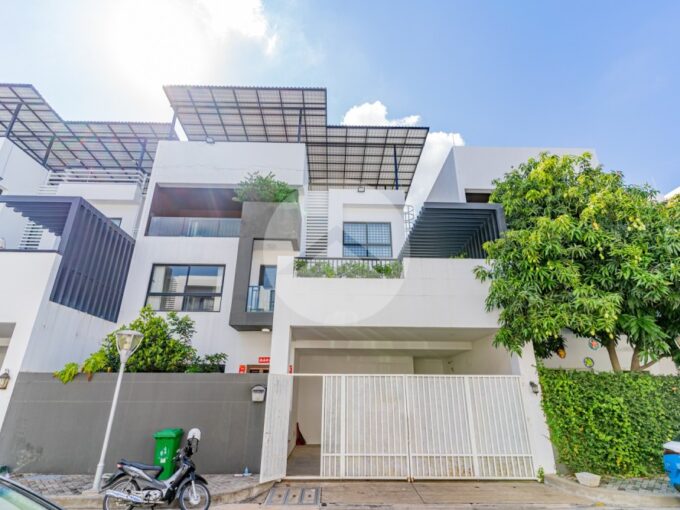 4 Bedroom Villa For Rent - Sras Chork-Phnom Penh