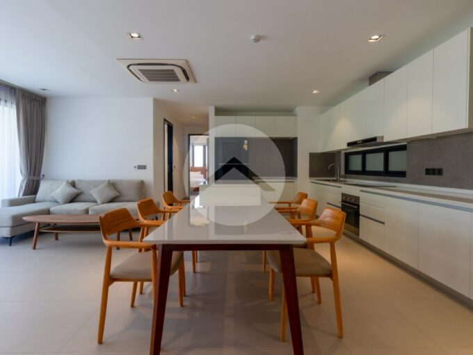 3 Bedroom Condo For Rent - Rose  Apple Square